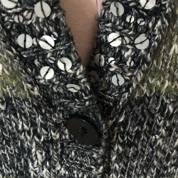 Mudd Cardigan Sweater Size Large Green Black Stripe Sequin Long Knit - Picture 5 of 5